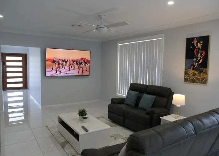 Holiday Room With Share Bathroom