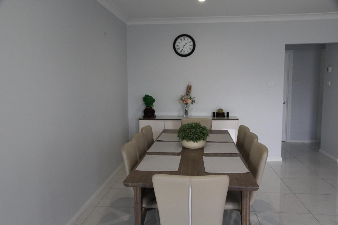 Homestay With Share Bathroom *